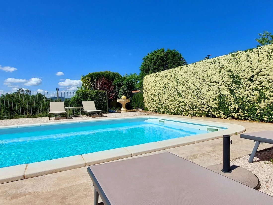 Villa in Régusse, Provence-Alpes-Côte d'Azur, France 3 - 15337898