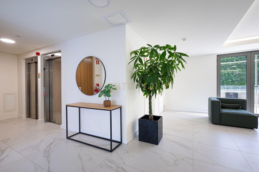Apartment in Seixal, Arrentela e Aldeia de Paio Pires, Setubal, Portugal 2 - 15067830