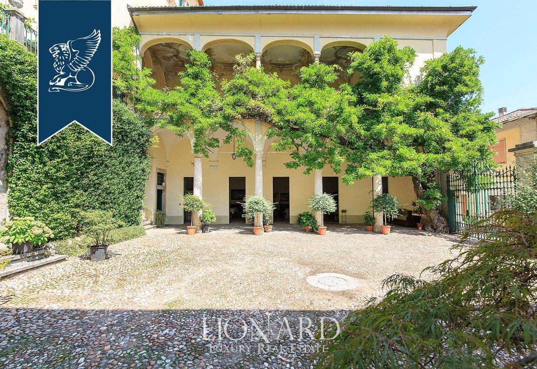 Villa in Castello Cabiaglio, Lombardy, Italy 2 - 15338295