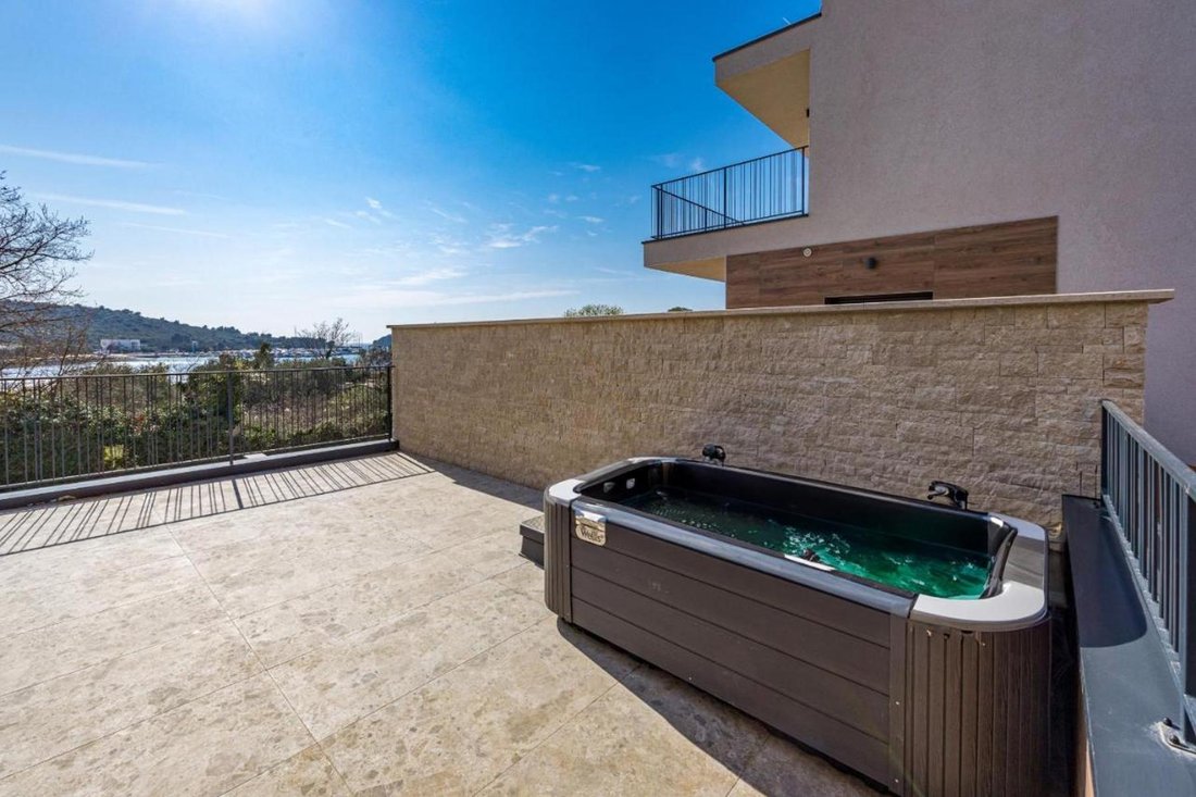 Villa in Banjole, Istria County, Croatia 4 - 15338628