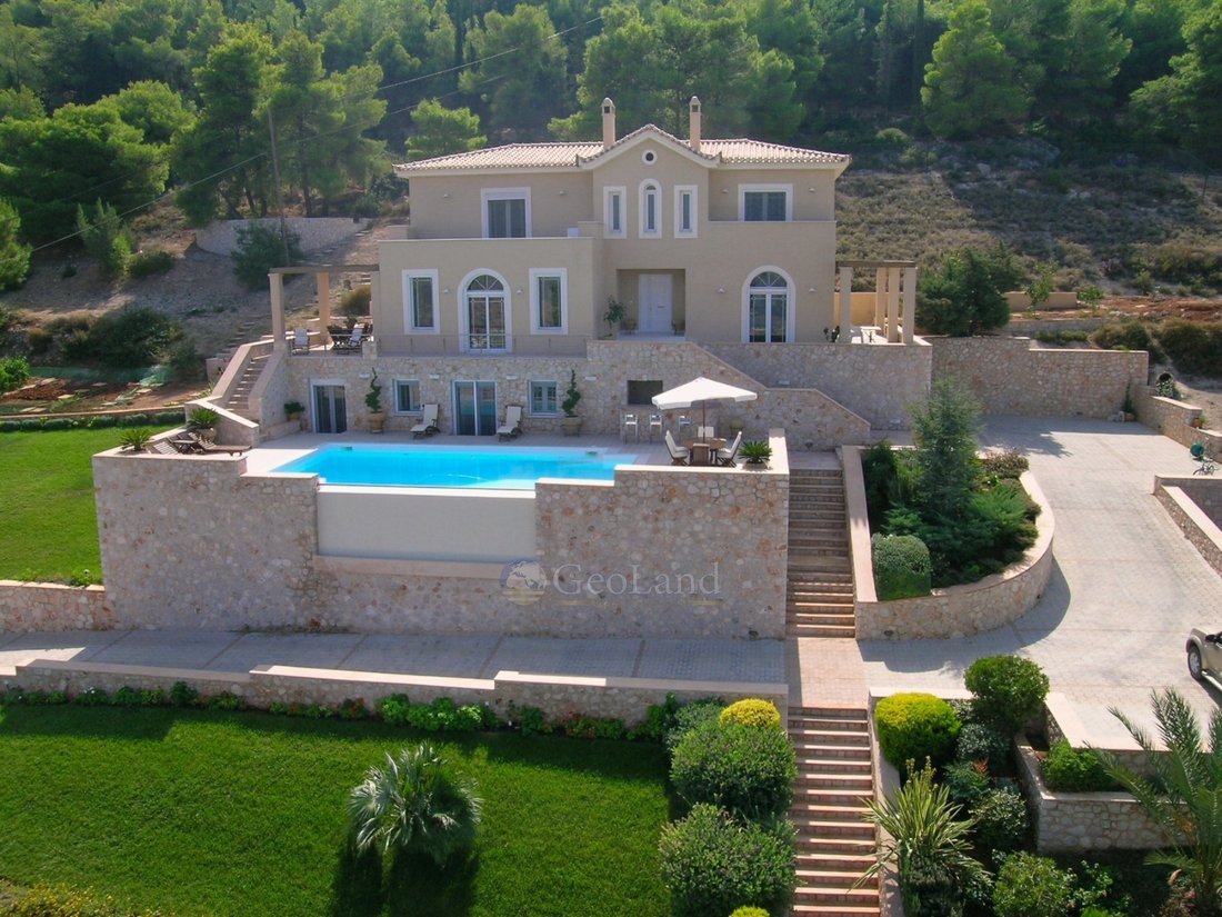 Villa in Koinotita Kranidiou, Kranidi, Greece 1 - 15337907