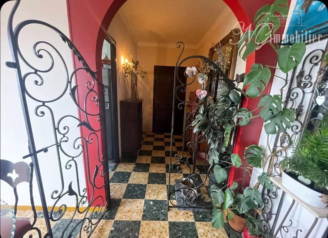 House in Grasse, Provence-Alpes-Côte d'Azur, France 2 - 15336565