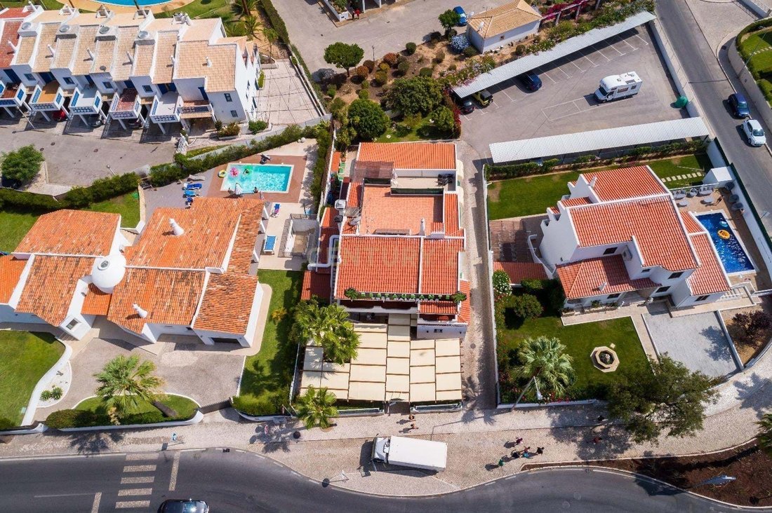 Villa in Olhos de Agua, Algarve, Portugal 2 - 12341496
