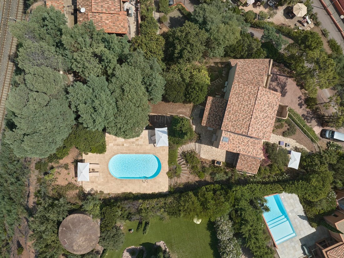 House in Théoule-sur-Mer, Provence-Alpes-Côte d'Azur, France 5 - 14545798