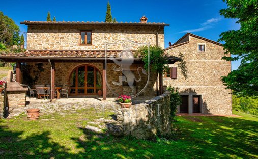 Country House in Bucine, Tuscany, Italy 1