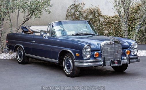 Mercedes-Benz 220SEb in Los angeles, ca 1