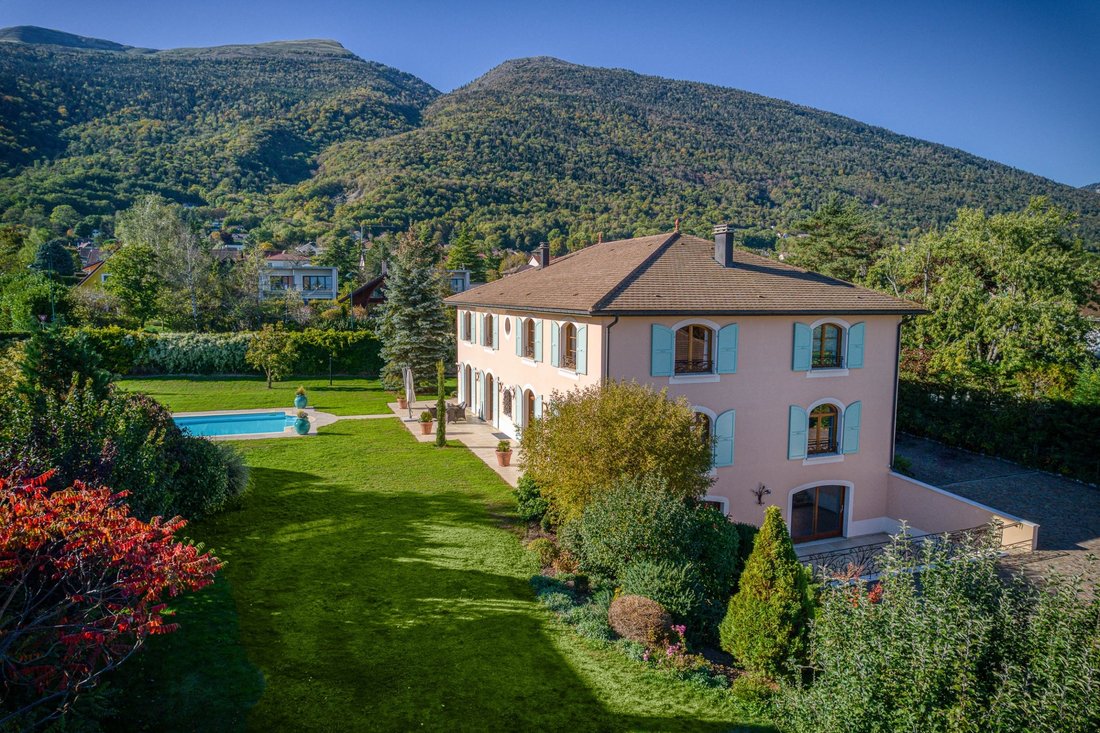 House in Échenevex, Auvergne-Rhône-Alpes, France 1 - 12229164