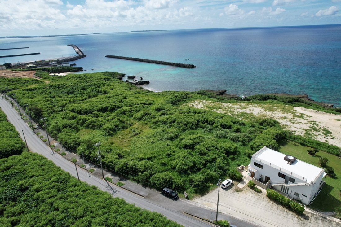 Land in Miyakojima, Okinawa, Japan 1 - 14788083