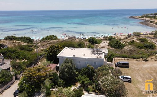 Villa en Porto Cesareo, Apulia, Italia 1