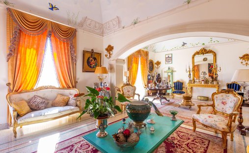 Chateau  en Salve, Apulia, Italia 1