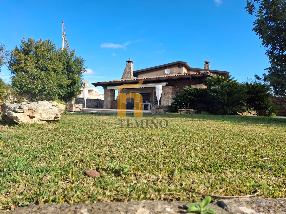 Villa in Neviano, Apulia, Italy 1 - 15340459