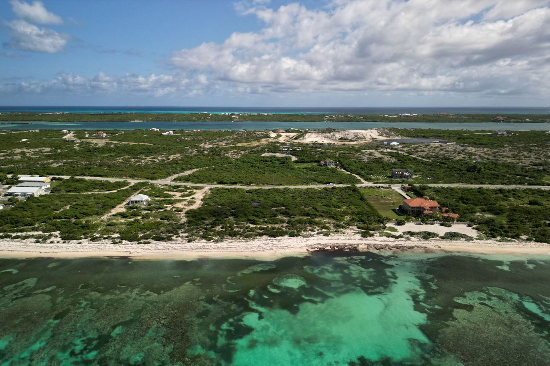 Terrain à Cockburn Town, Turks Islands, Îles Turks et Caïques 4 - 15342915