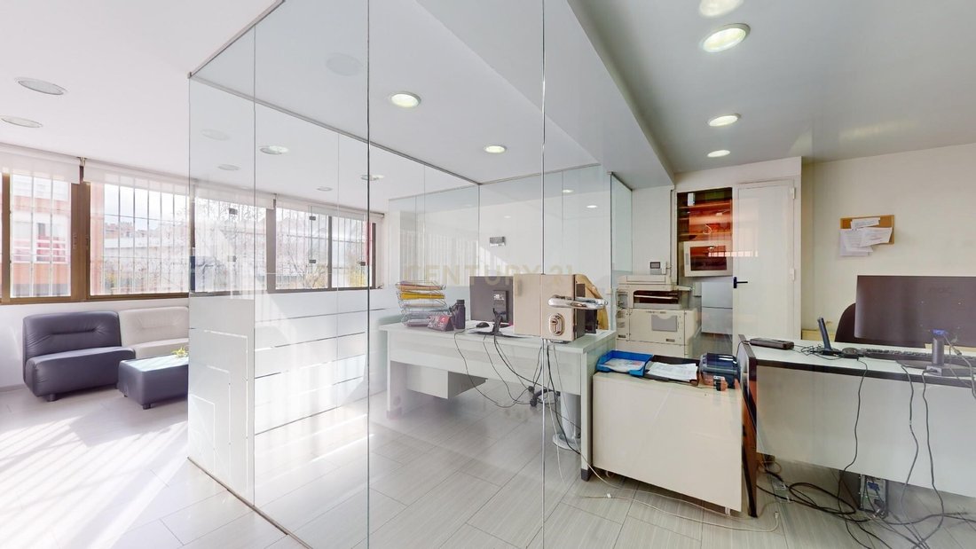 Altro a San Blas, Madrid, Spagna 1 - 13642794