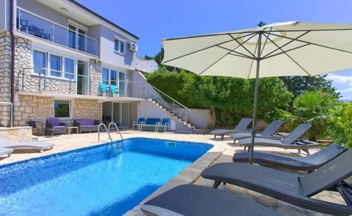 Villa in Novi Vinodolski, Primorje-Gorski Kotar County, Croatia 1