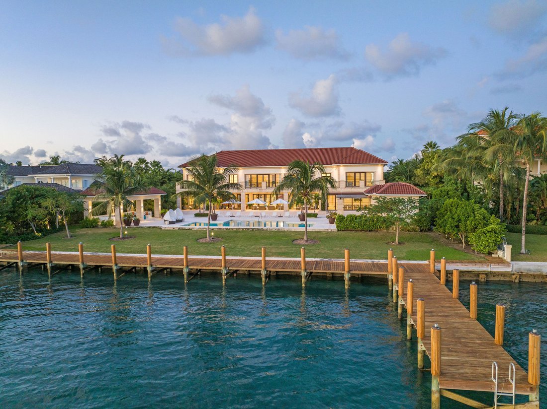 Maison à New Providence, New Providence, Bahamas 1 - 15342796