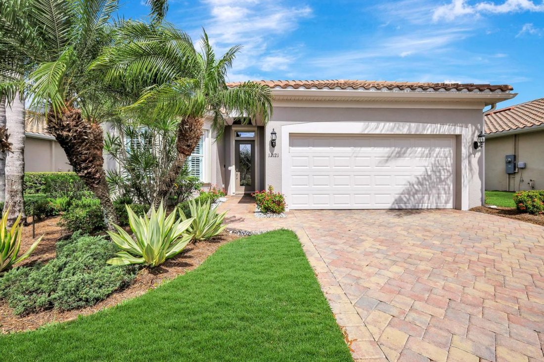 House in Miromar Lakes, Florida, United States 4 - 15342476