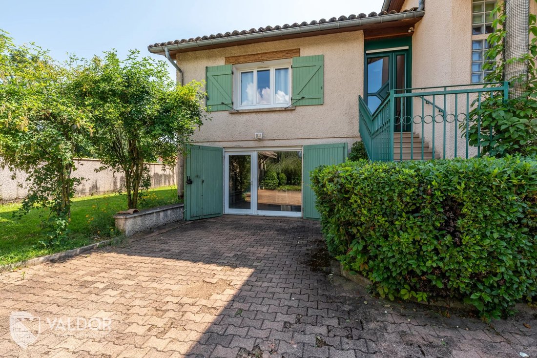 House in Saint-Jean-d'Ardières, Belleville-en-Beaujolais, France 3 - 15344549