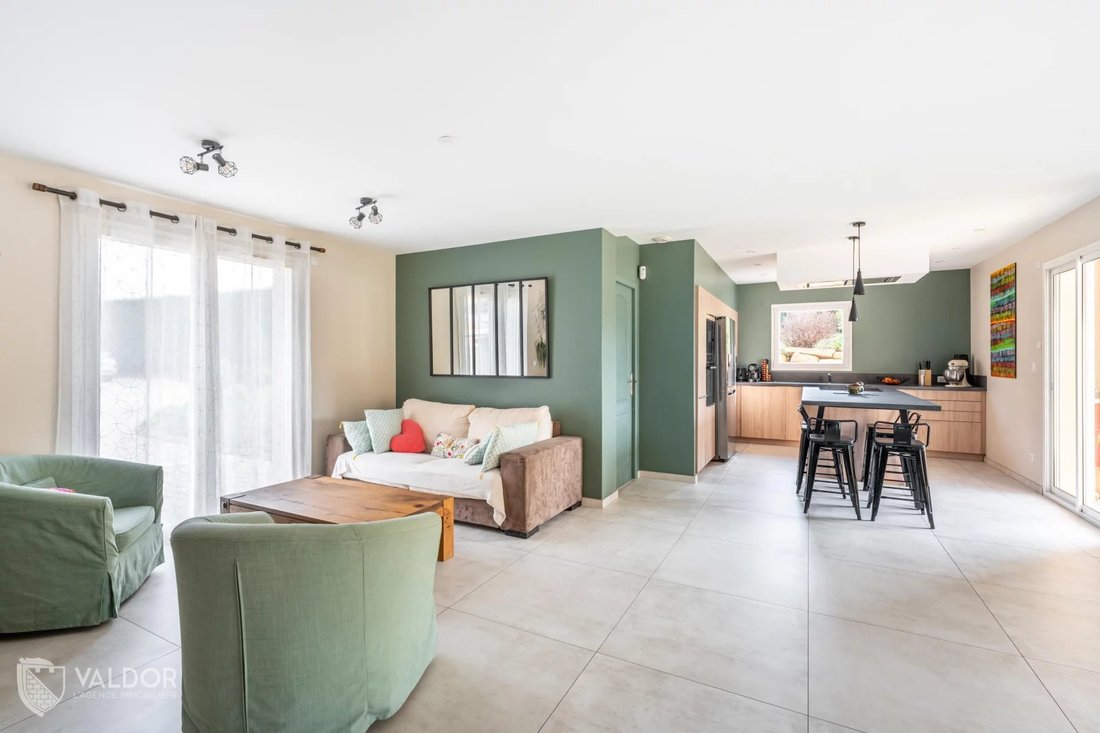Villa in Lachassagne, Auvergne-Rhône-Alpes, France 5 - 15344578