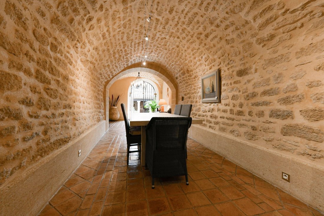 House in Uzès, Occitania, France 5 - 14180663