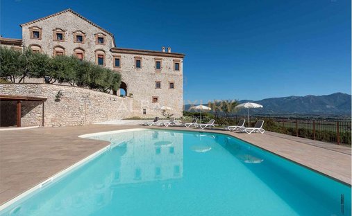 Villa a Rieti, Lazio, Italia 1