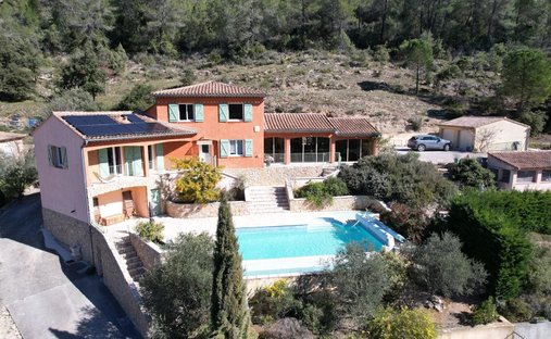 Villa in Brignoles, Provence-Alpes-Côte d'Azur, Frankreich 1