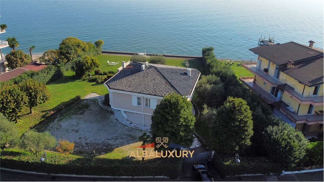 Villa a Sirmione, Lombardia, Italia 2 - 15347286