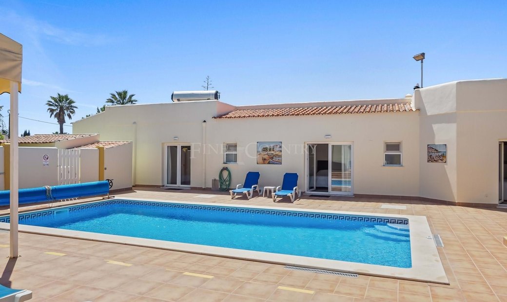 Carvoeiro 3+1 Bedroom Villa Walking In Carvoeiro, Faro District ...