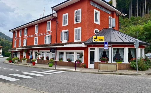 Saint-Germain-de-Joux, Auvergne-Rhône-Alpes, France 1