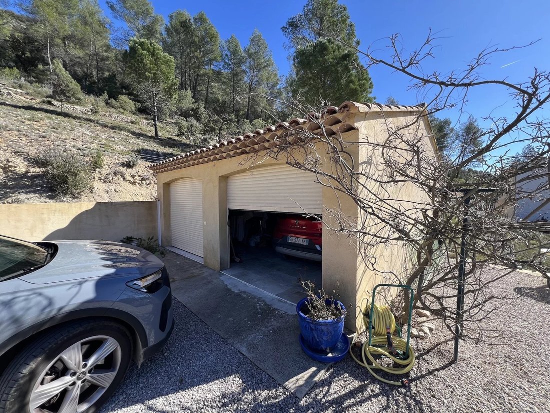 Villa in Brignoles, Provence-Alpes-Côte d'Azur, France 5 - 15345492