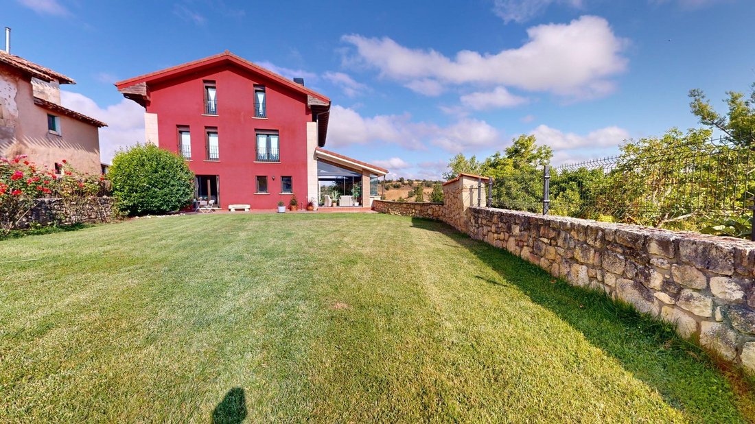 Villa in Urarte, Bernedo, Spain 5 - 15345447
