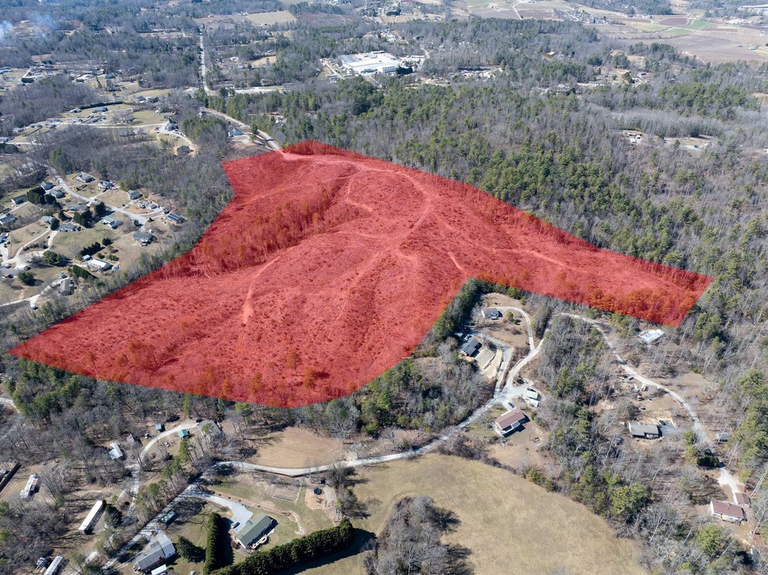 Land in Hendersonville, North Carolina, United States 3 - 15345767