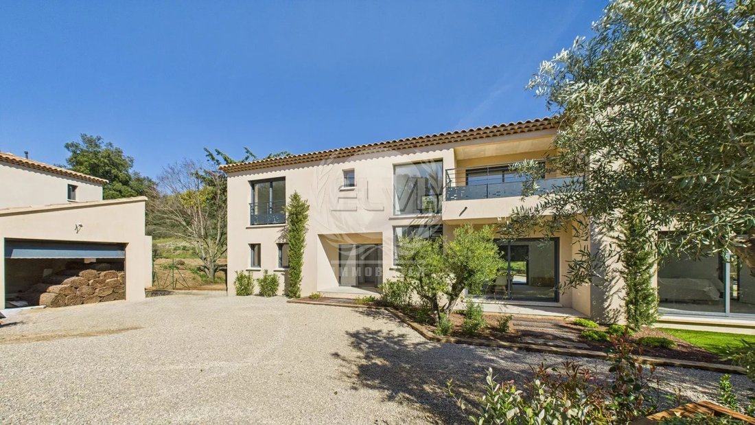 Villa en Le Plan-de-la-Tour, Provenza-Alpes-Costa Azul, Francia 1 - 15292002