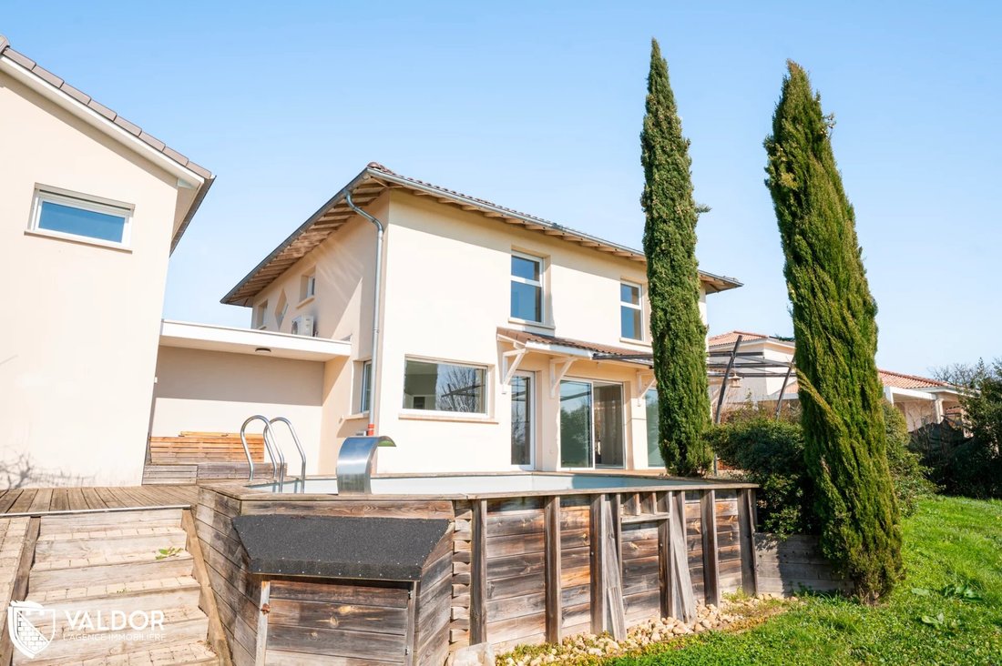 House in Montmerle-sur-Saone, Auvergne-Rhône-Alpes, France 3 - 15344575
