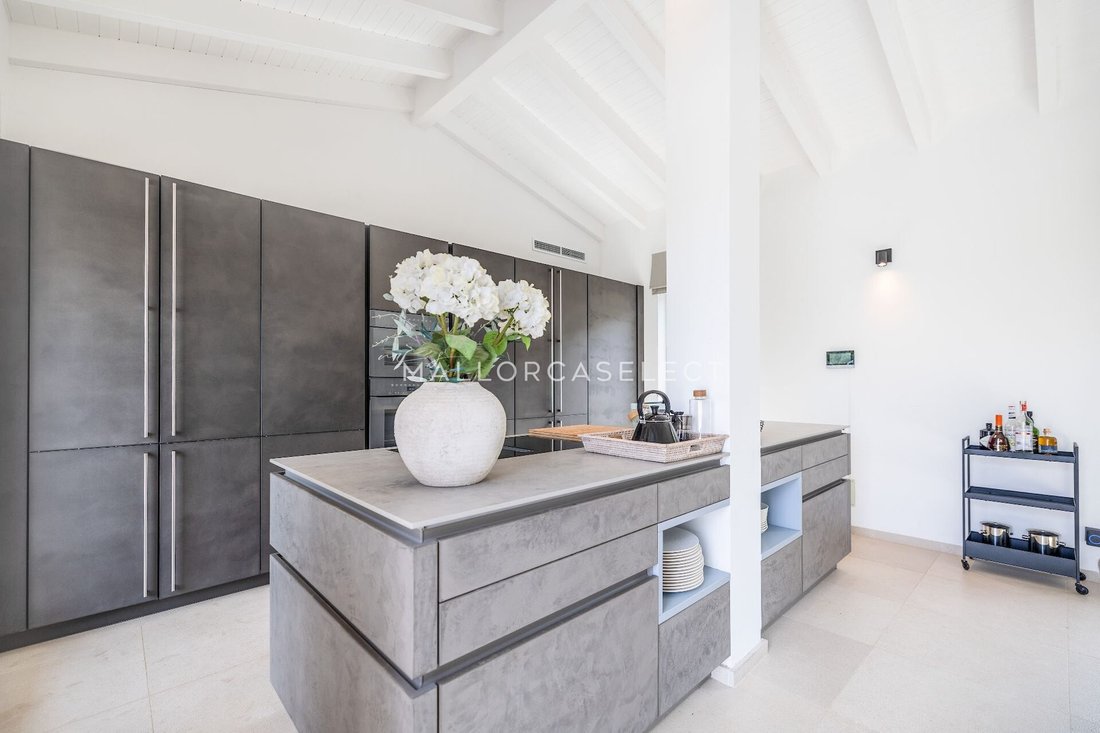 Villa in Santa Ponsa, Balearic Islands, Spain 2 - 15344804