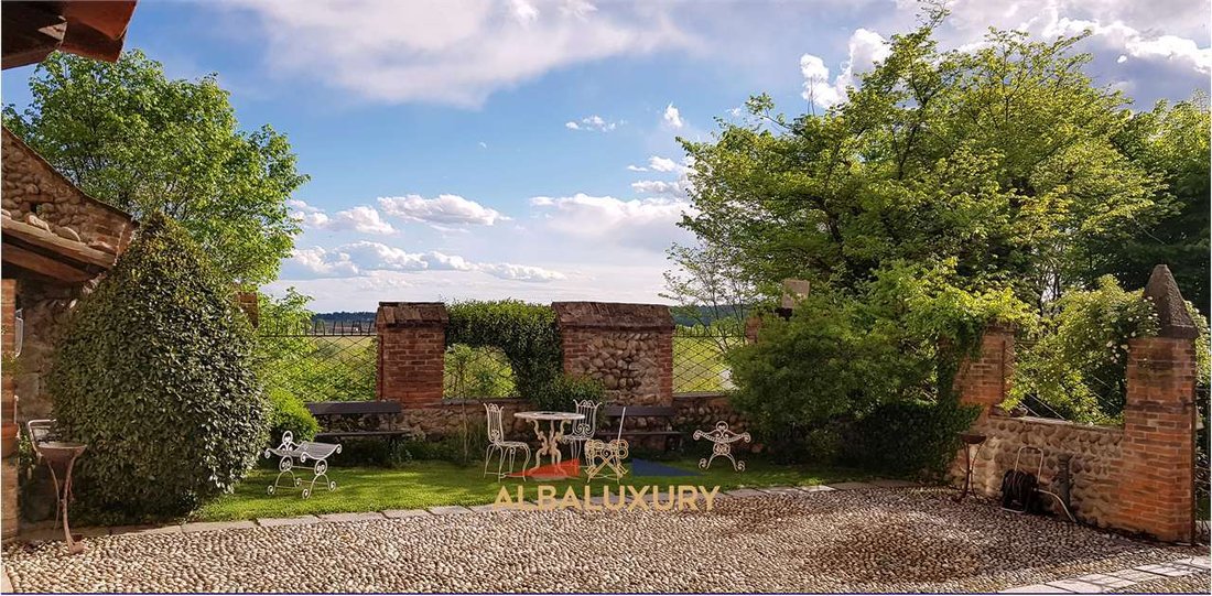 A Crown of Stone & Light: Piedmont’s Timeless Castle Sanctuary