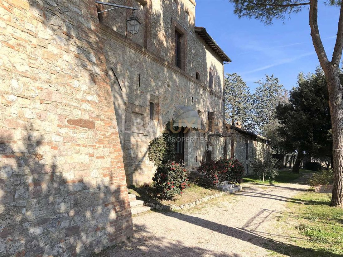 Villa en Migiana, Umbría, Italia 2 - 15346138