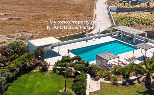 Villa in Ano Mera Community, Aegean, Greece 1