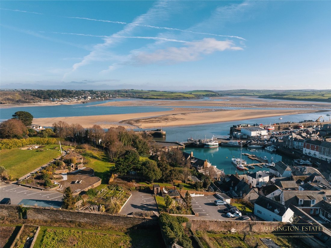 House in Padstow, England 3 - 15347086