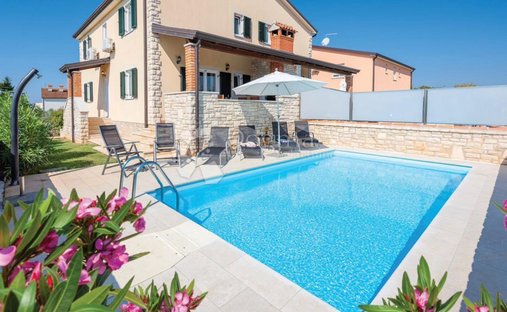 House in Umag, Istria County, Croatia 1