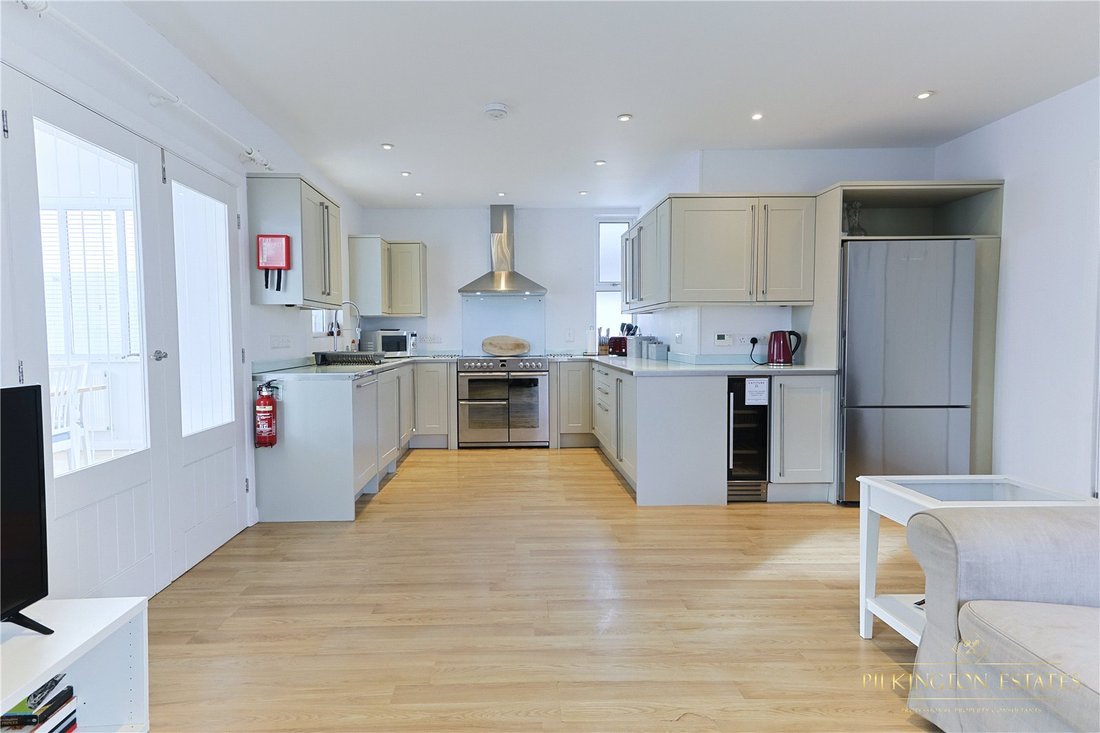 House in New Polzeath, England 4 - 15347099