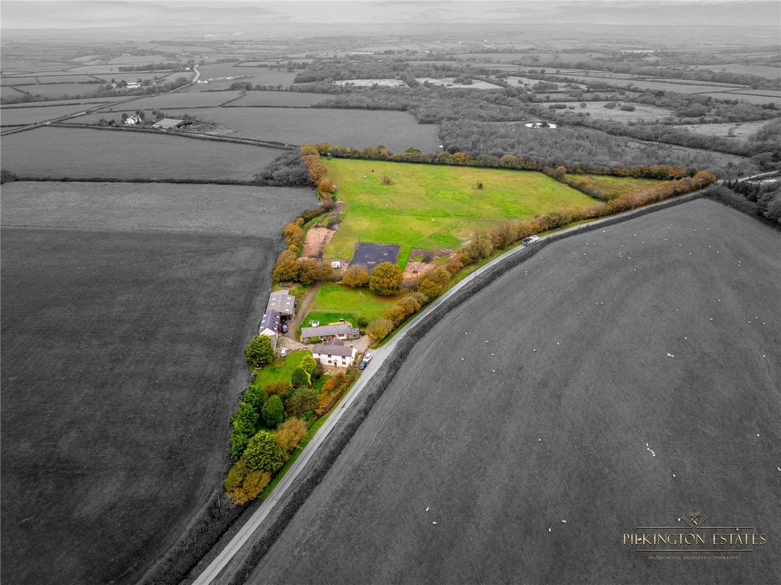 House in Clawton, England 1 - 15347110