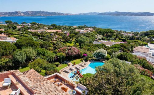 Villa en Punta Sardegna, Cerdeña, Italia 1