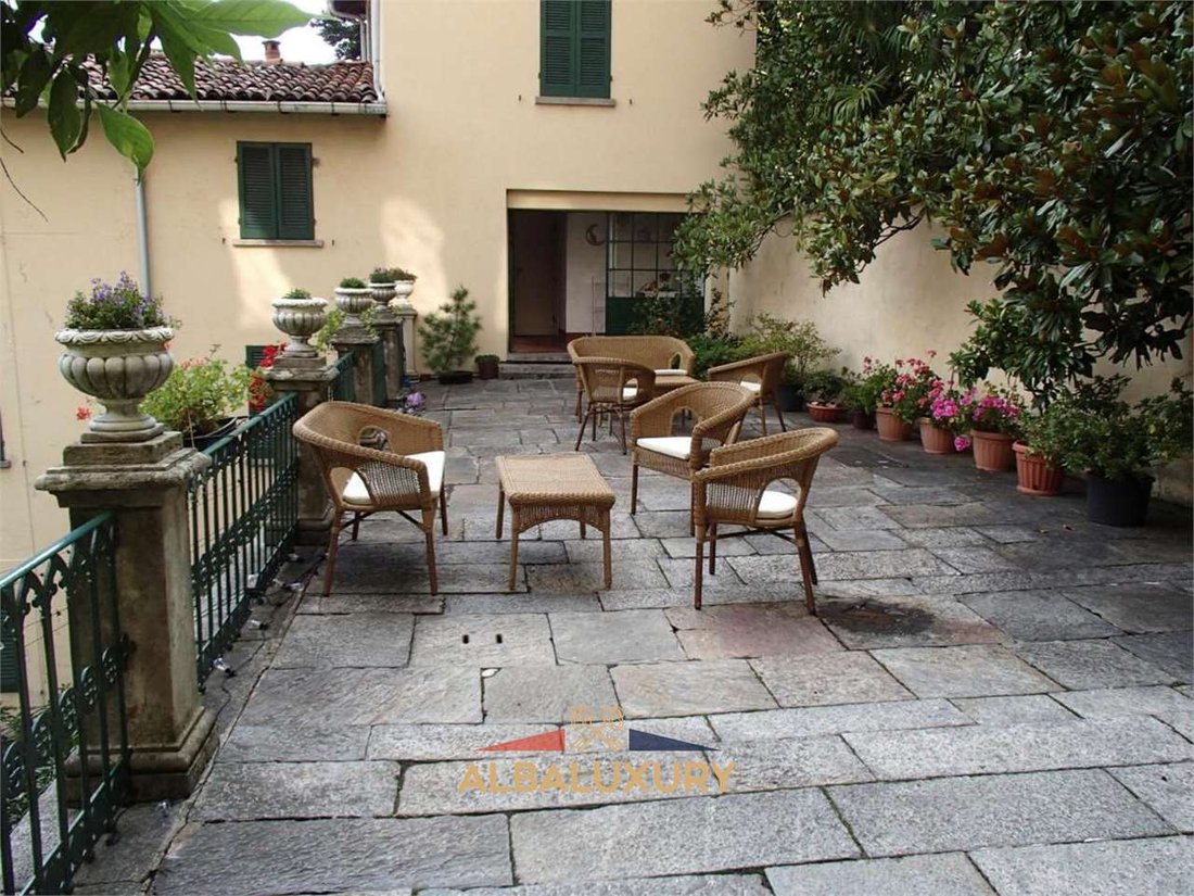 Chateau in Castello Cabiaglio, Lombardy, Italy 5 - 15347581