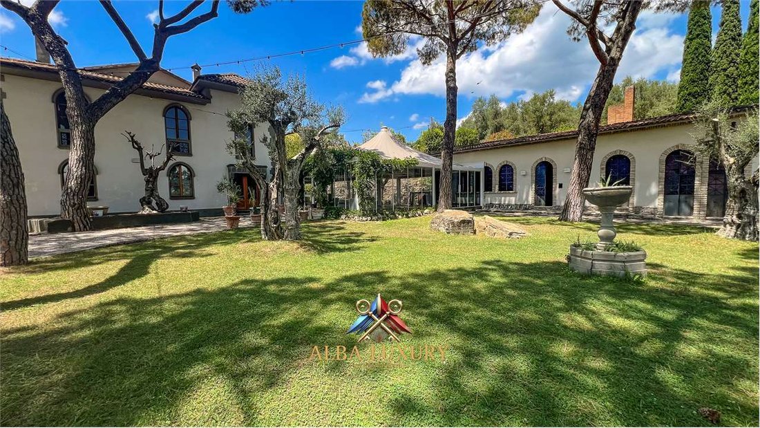 Villa en Passignano sul Trasimeno, Umbría, Italia 1 - 15347452