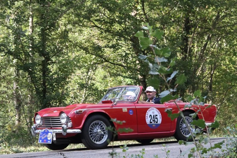 Cabriolet in Glendale, United States 3 - 15348005