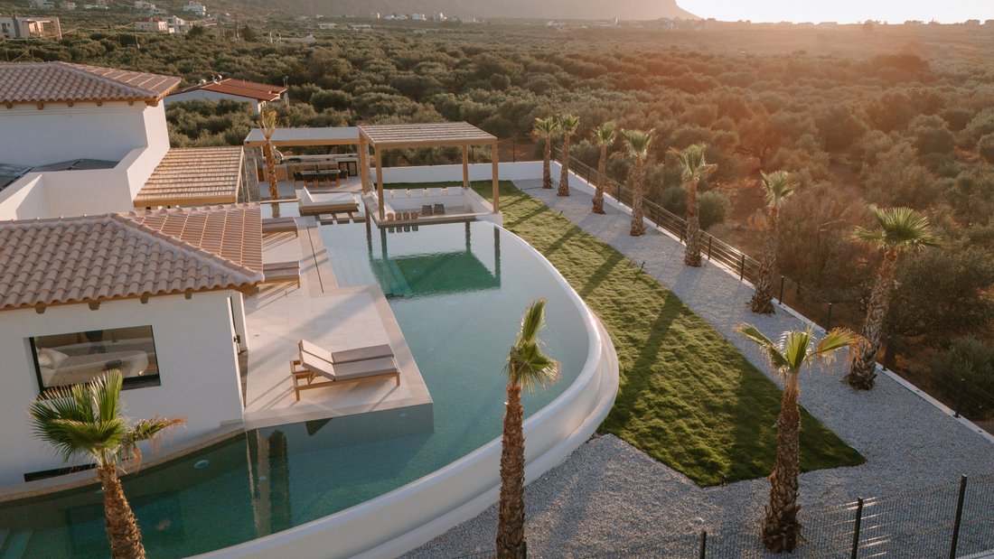 Villa in Community of Chersonisos, Chersonisos, Greece 3 - 15348512