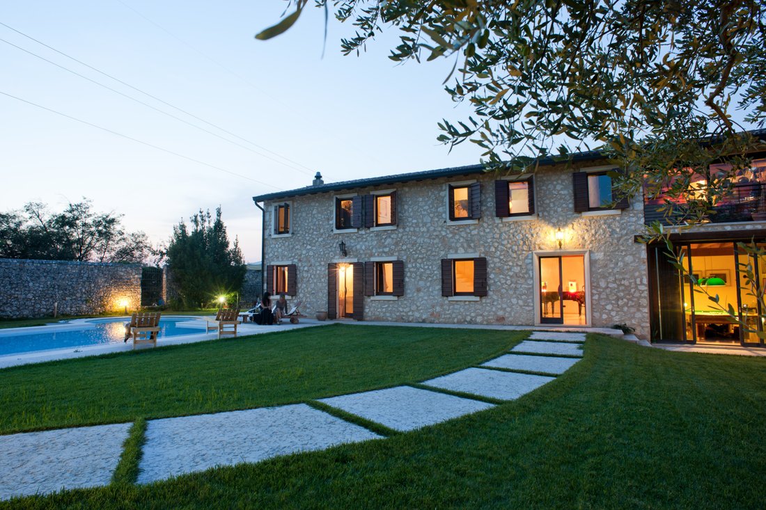 Villa in San Martino Buon Albergo, Veneto, Italy 1 - 15348123