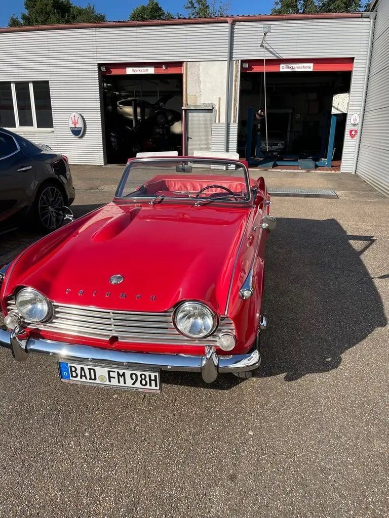 Cabriolet in Glendale, United States 4 - 15348005