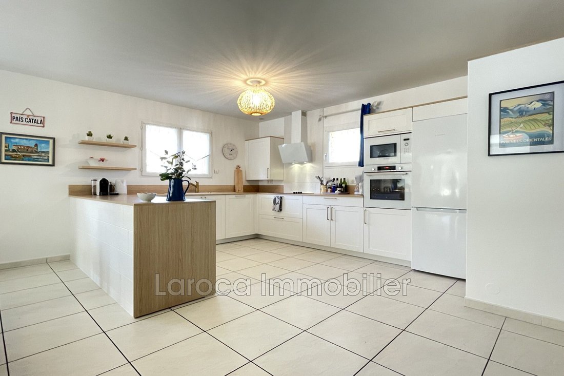 Villa in Saint-Genis-des-Fontaines, Occitania, France 5 - 15347756