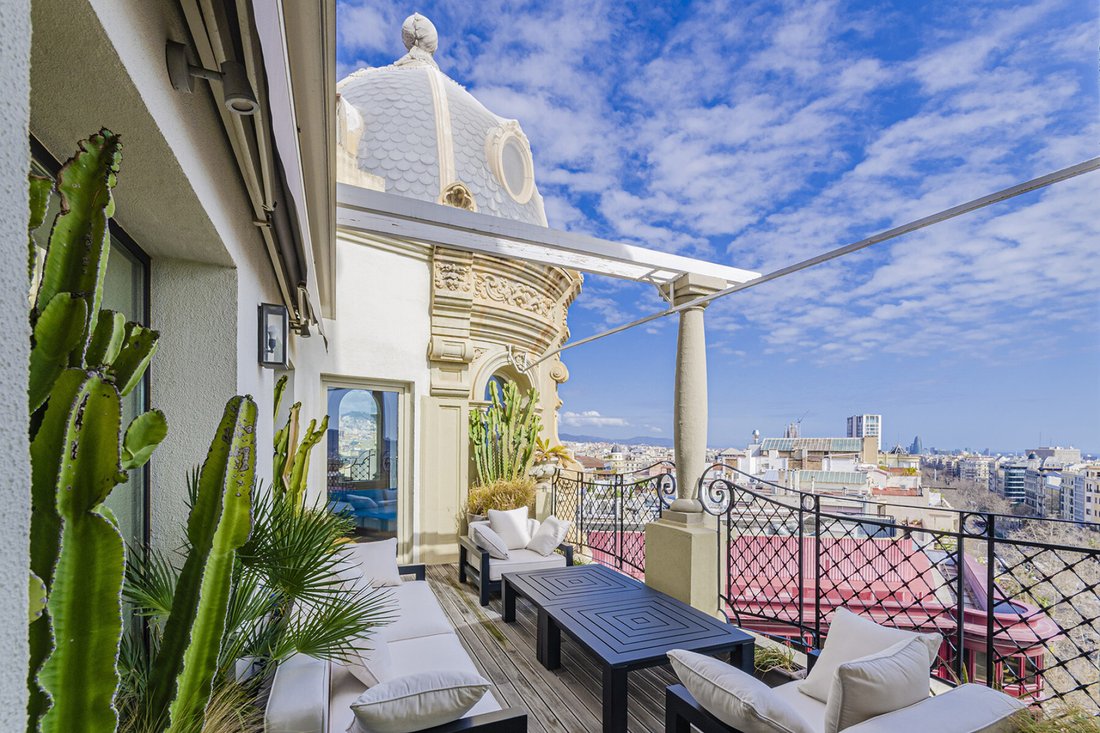 Apartment in Ciutat Vella, Barcelona, Spain 4 - 15348301
